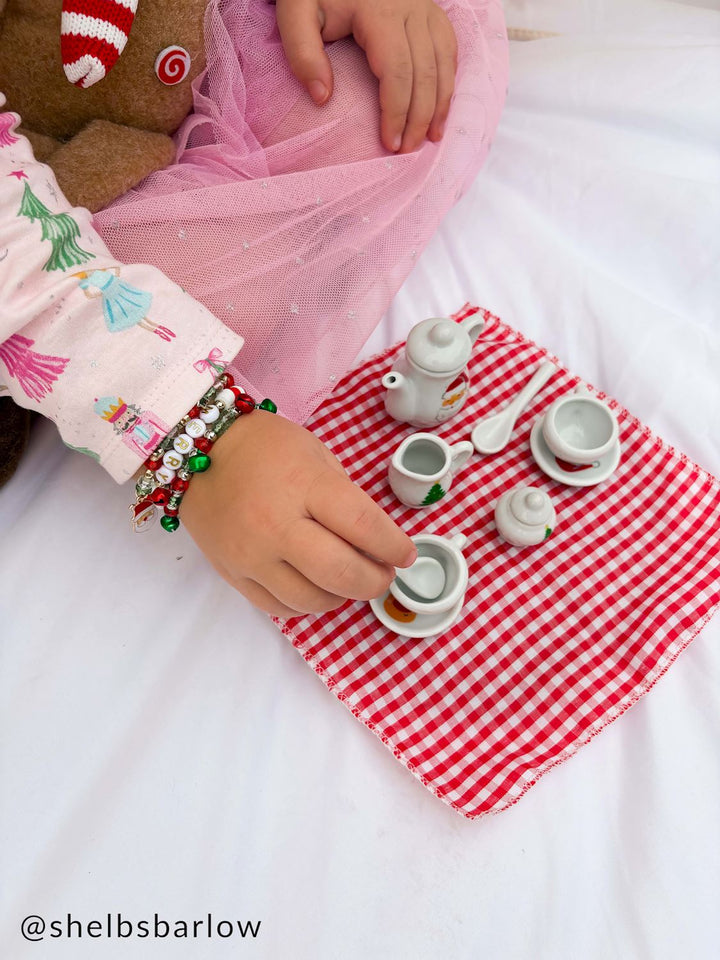 Christmas Tea Suitcase Set
