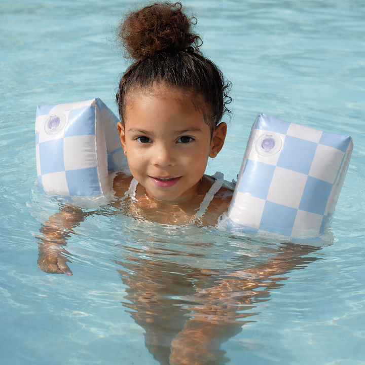 Ali+Oli Inflatable Arm Band Swim Wings for Kids (Blue)