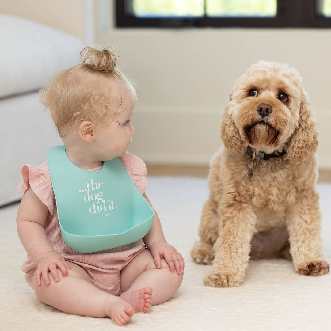 The Dog Did It Wonder Bib: Green