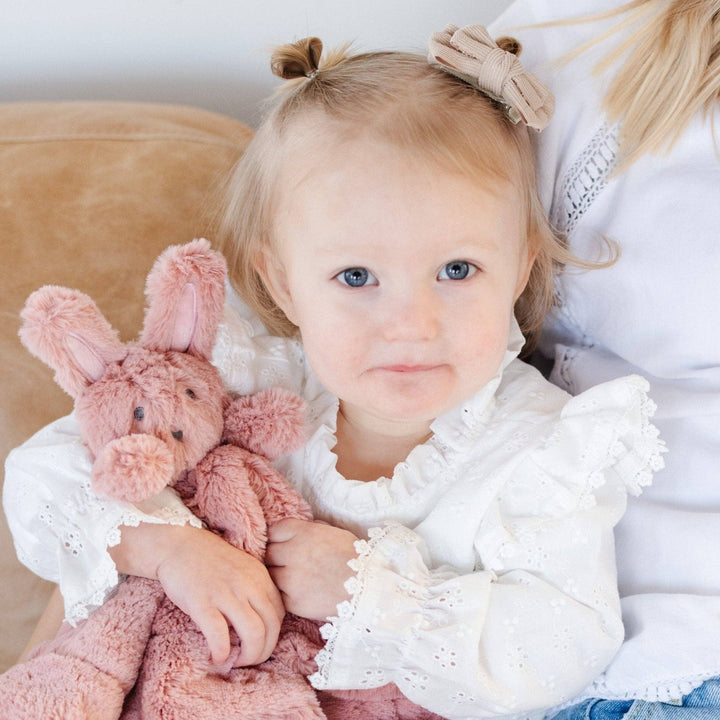 STUFFED ANIMAL LOVEYS: Bear