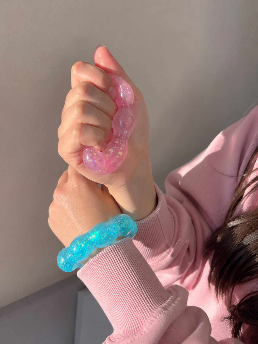 Feelzies™ Original Squishy Bracelet: Lavender Sparkle