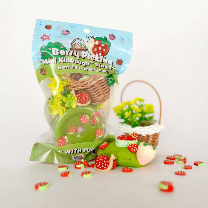 Berry Picking Mini Play Pack