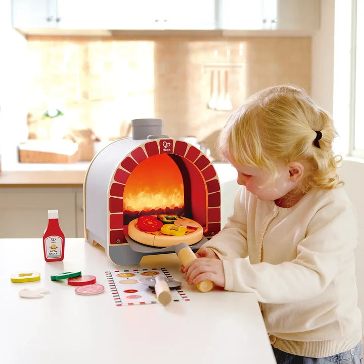 Hape Light &amp; Sizzle Pizza Oven Set