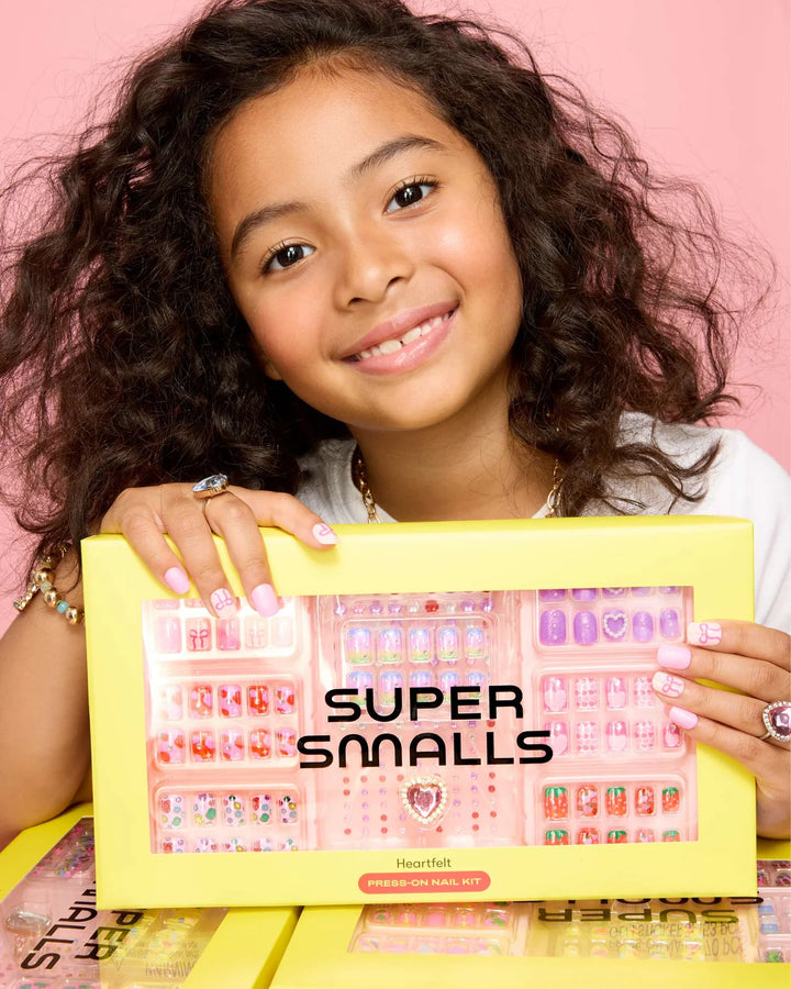 Days of the WeekPress On Nails Kit - Heartfelt