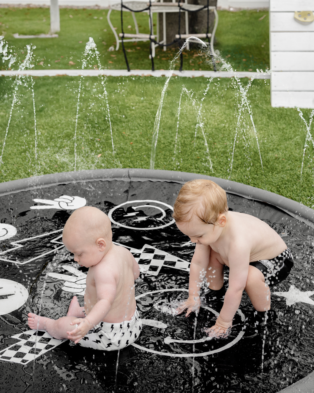 Sprinkler Splash Pad for Kids - Oversized Backyard Sprinkler: Surf Paradise