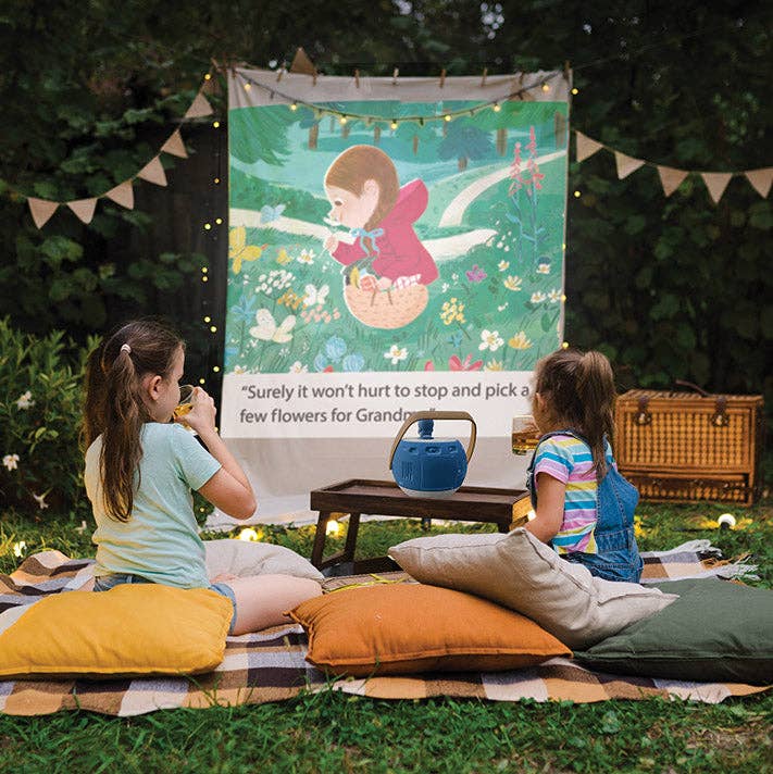 Luna StoryTime Projector – Classic Starter Set