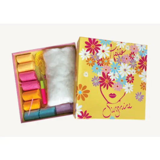 Totally Deco! Daisy Latch Hook Pillow Set